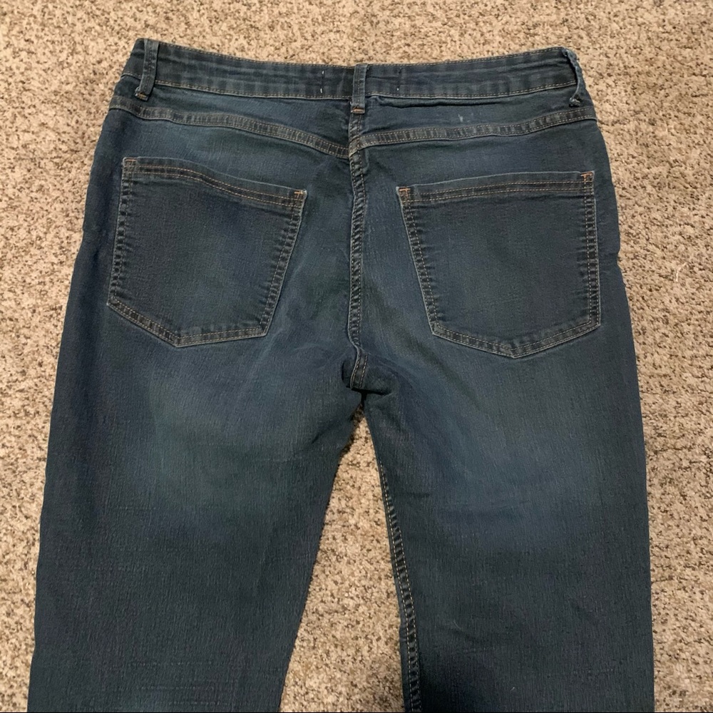 Dark wash jeans - Picture 6 of 8